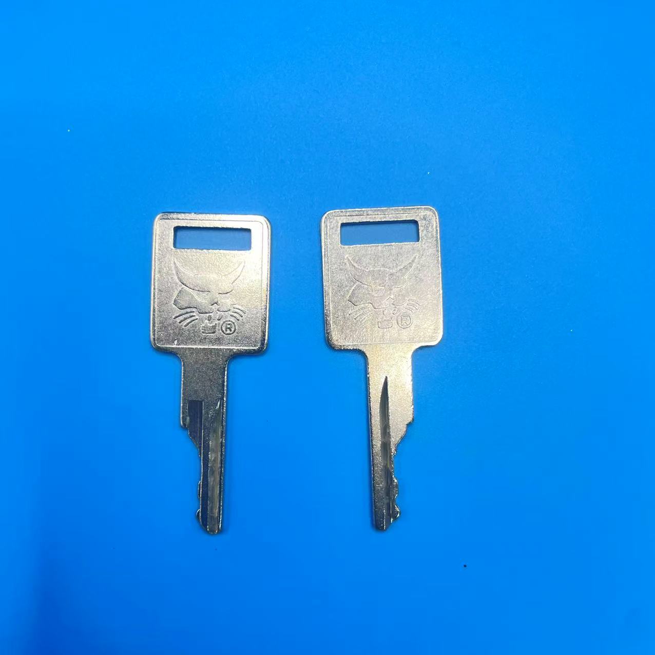 S331/S160 For Bobcat Key S550  - Heavy Equipment Keychain recension och pris